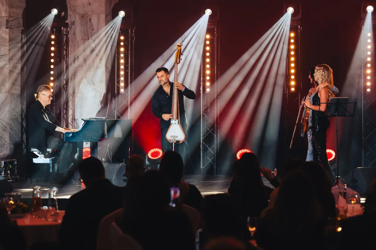 DWF — zdjęcie 24 z 30