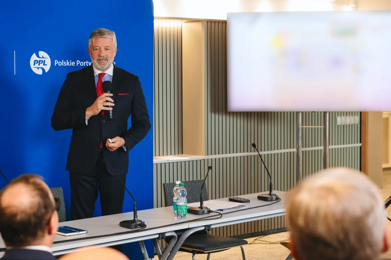 Aviation Industry Cooperation Forum — photo 10 of 27