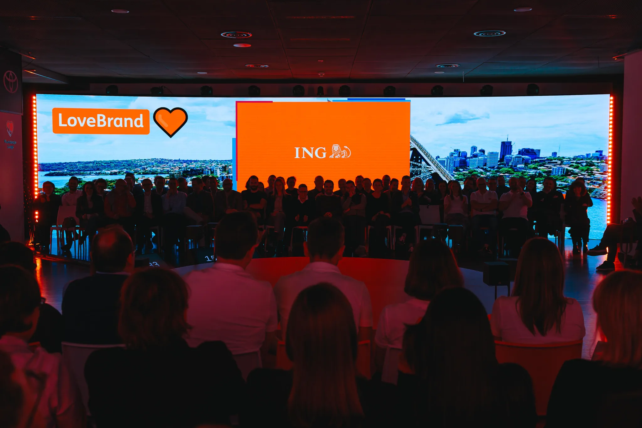 ING — zdjęcie 2 z 30