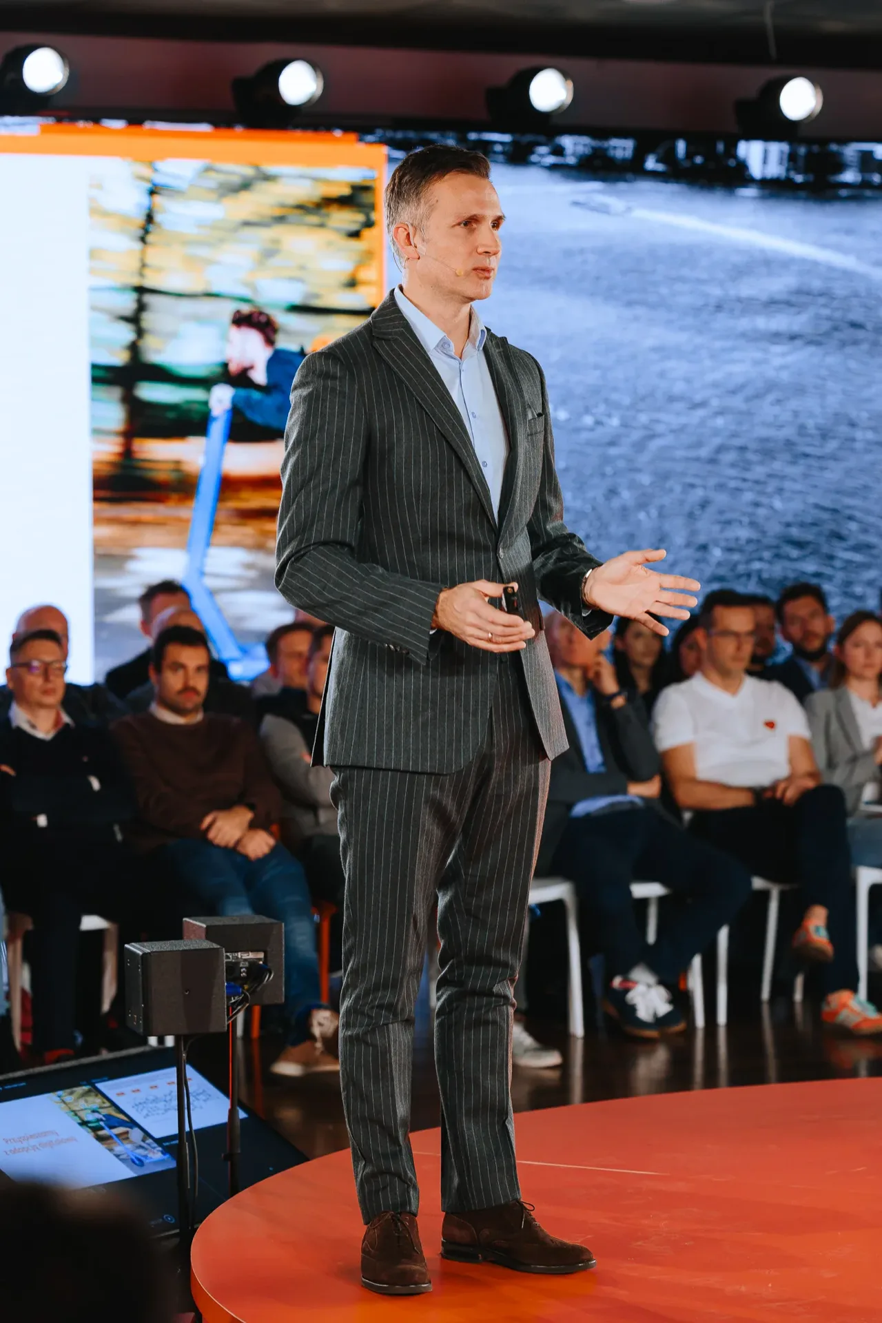 ING — zdjęcie 13 z 30