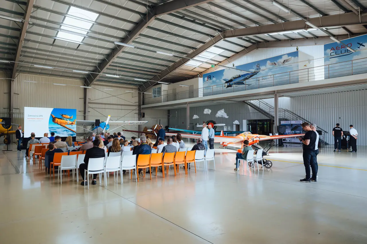 JB Aviation — photo 1 of 27