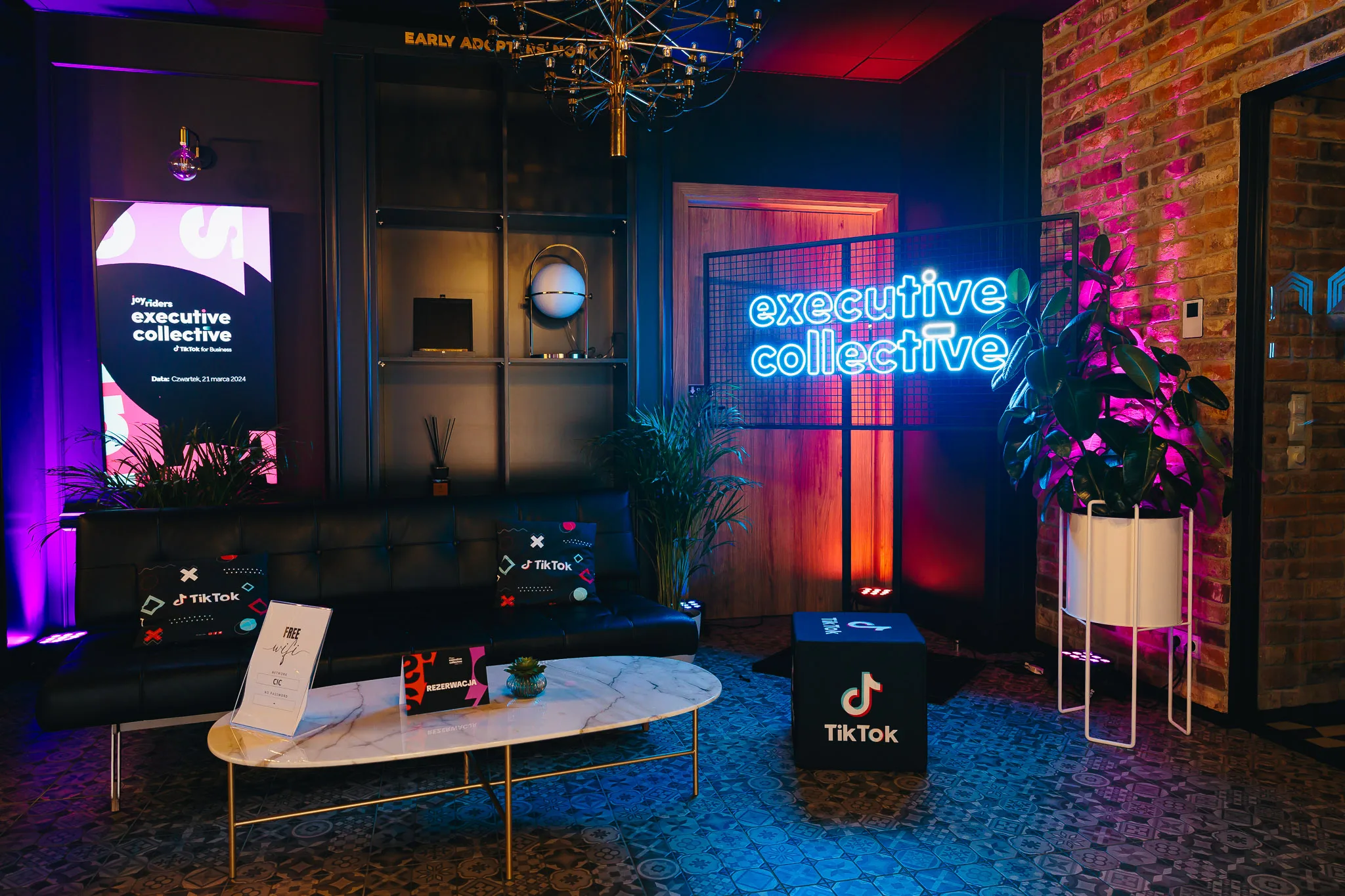 TikTok — zdjęcie 4 z 21