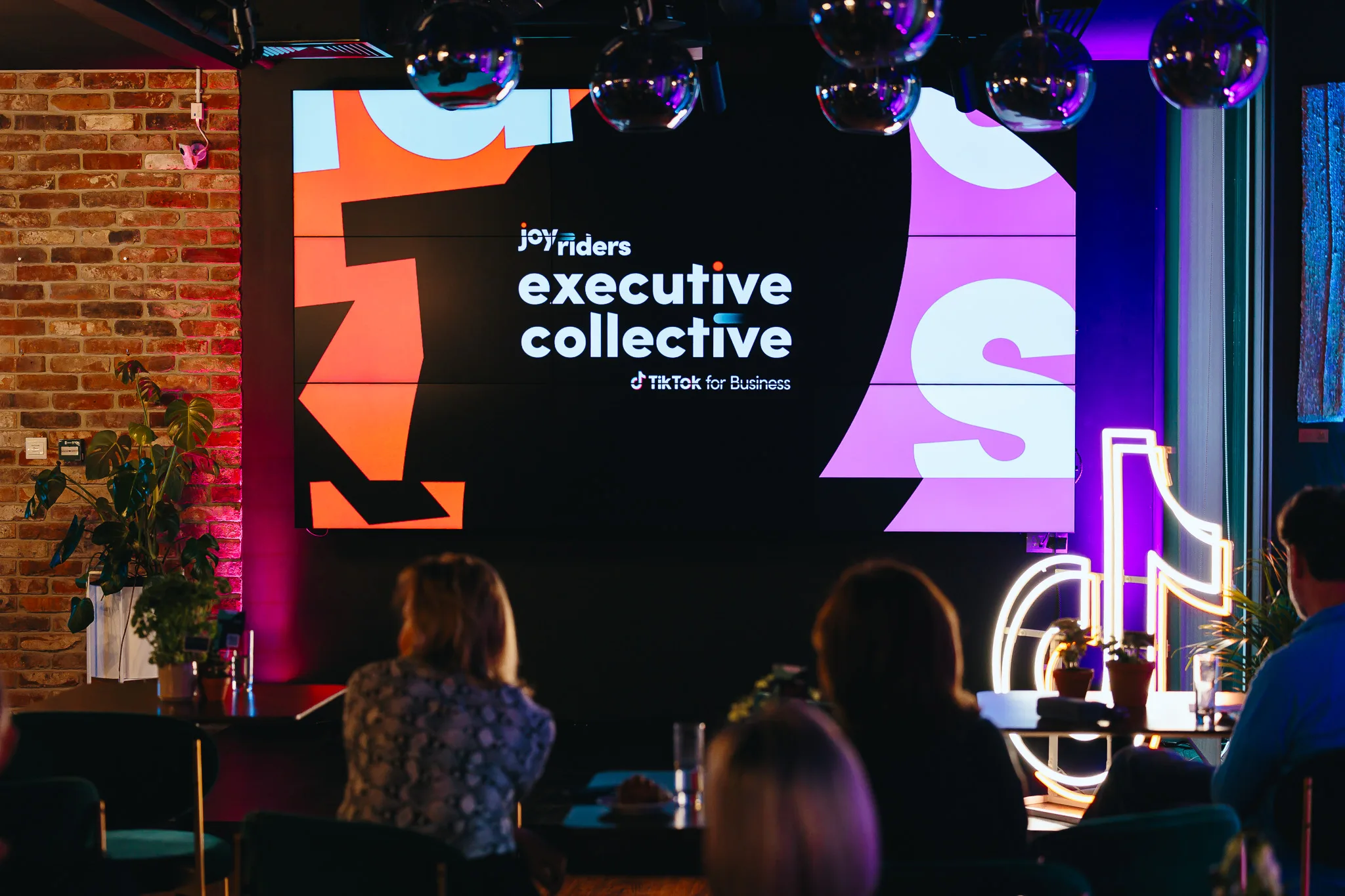 TikTok — zdjęcie 20 z 21