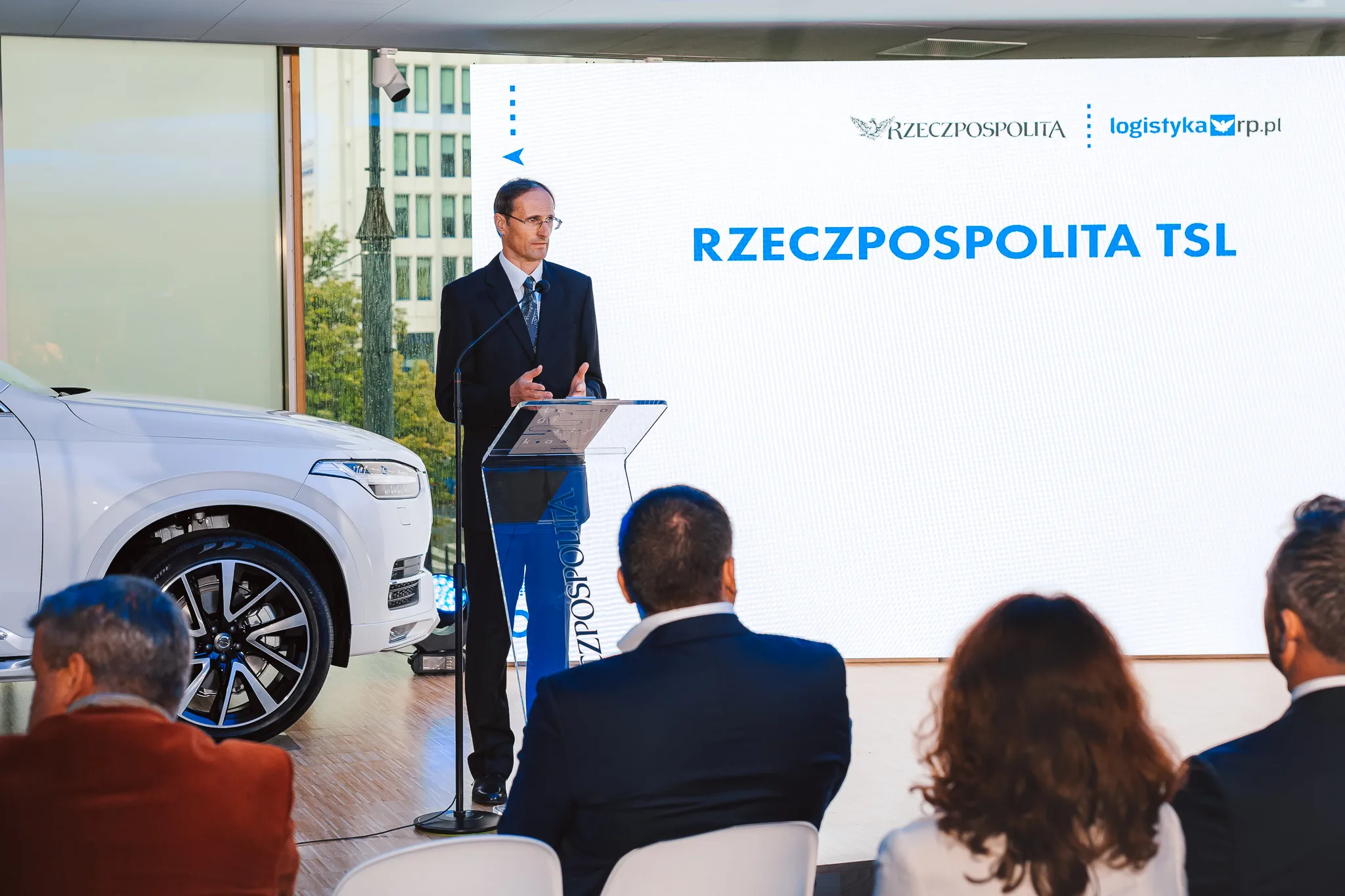 Volvo — zdjęcie 9 z 21