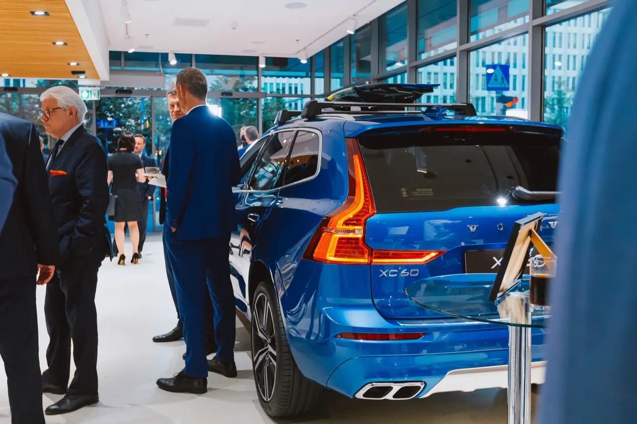 Volvo — zdjęcie 16 z 21