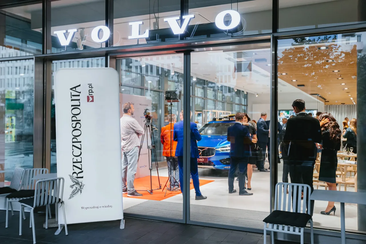 Volvo — zdjęcie 19 z 21